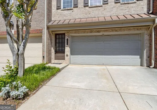 36th image of 3279 Greenwood Oak Dr, Peachtree Corners, GA 30092 | MLS# 10791360