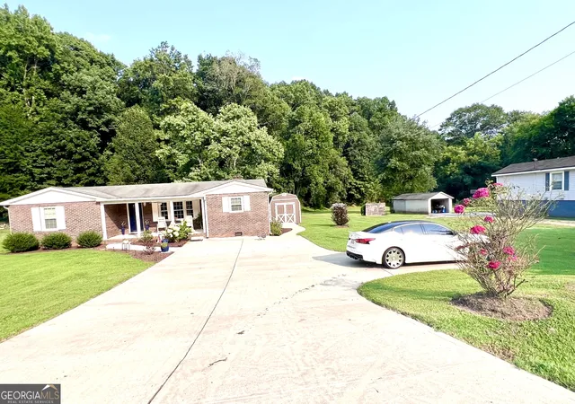 Photo 2 of Single family home for sale at 1517 Cave Spring Rd Sw, Rome, GA 30161 | MLS# 10818445 | Listing updated on 2026-09-02