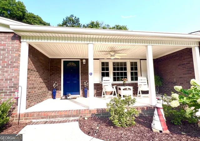 Photo 4 of Single family home for sale at 1517 Cave Spring Rd SW, Rome, GA 30161 | MLS# 10818445 | Listing updated on 2026-09-02