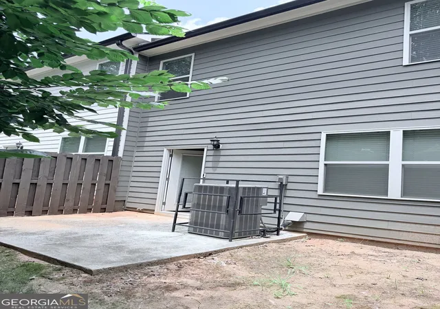 Photo 33 of Townhouse for sale at 3122 Meadowstone Ln Sw, Atlanta, GA 30331 | MLS# 10812975 | Listing updated on 2026-09-11