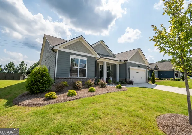 Photo 2 of Sale Pending at 729 Glenside Dr, Jefferson, GA 30549 | MLS# 10715317 | Listing updated on 2026-09-04