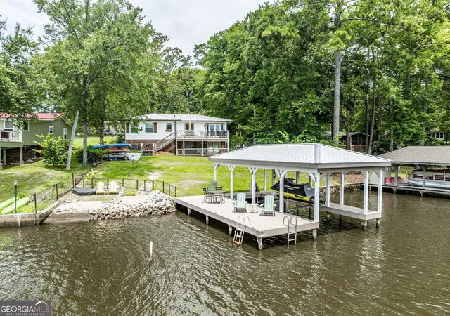 Photo 3 of Single family home for sale at 112 Oak Ln, Eatonton, GA 31024 | MLS# 10815356 | Listing updated on 2026-10-04