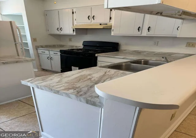 Photo 4 of Townhouse for sale at 535 Prince Of Wales, Stone Mountain, GA 30083 | MLS# 10652031 | Listing updated on 2026-08-27