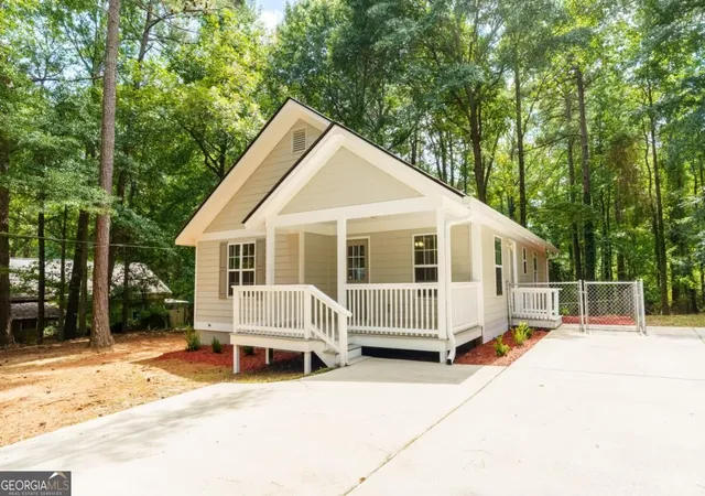 2nd image of 2354 Airport Dr, Athens, GA 30605 | MLS# 10830398