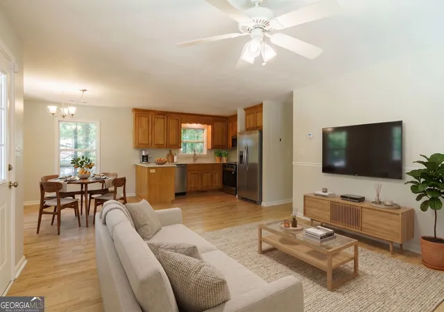 Photo 2 of Single family home for sale at 2354 Airport Dr, Athens, GA 30605 | MLS# 10830398 | Listing updated on 2026-09-11