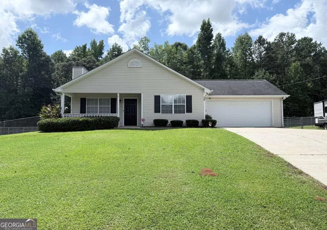 1st image of 120 Pleasant Hills Dr, Covington, GA 30016 | MLS# 10822235