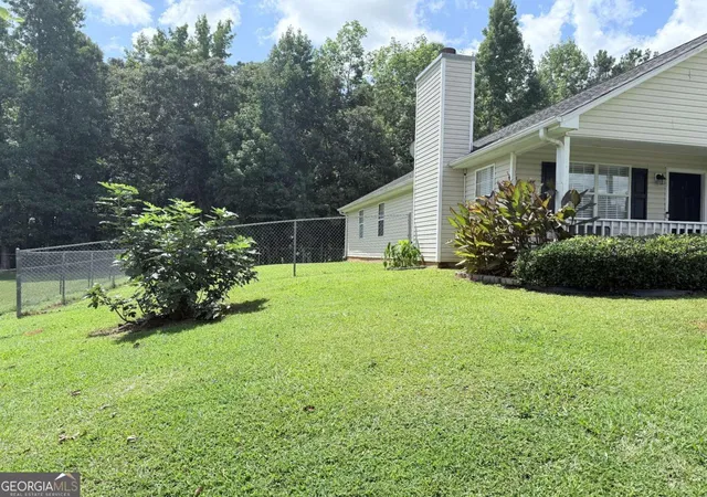 Photo 3 of Single family home for sale at 120 Pleasant Hills Dr, Covington, GA 30016 | MLS# 10822235 | Listing updated on 2026-09-07