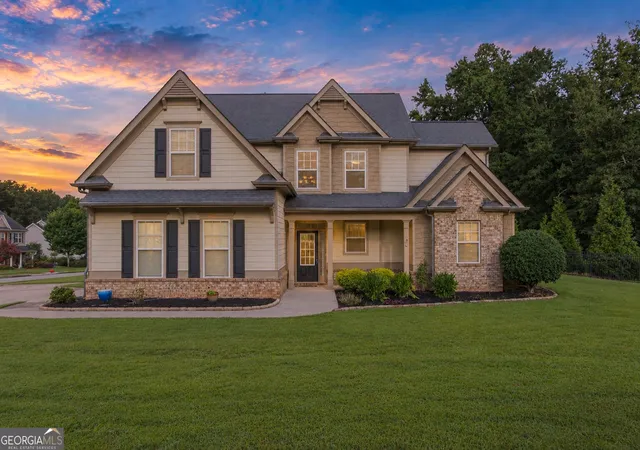 Photo 1 of Single family home for sale at 4662 Whitlow Ridge Dr, Bishop, GA 30621 | MLS# 10804911 | Listing updated on 2026-10-24