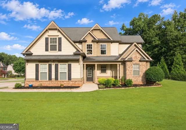 Single family home for sale at 4662 Whitlow Ridge Dr, Bishop, GA 30621 | MLS# 10804911
