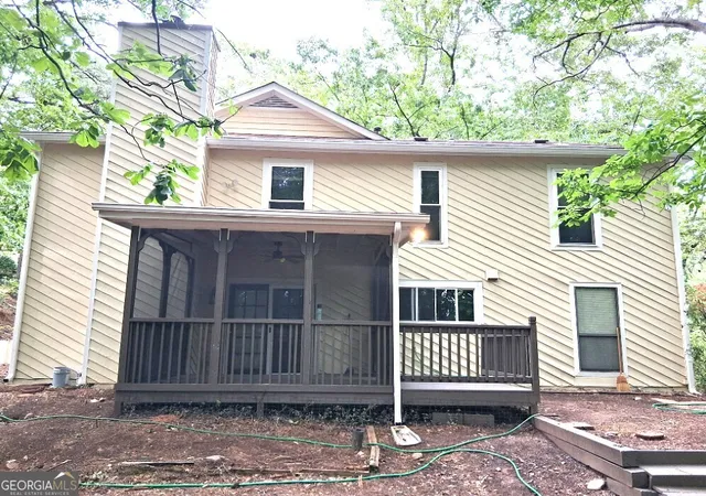 Photo 3 of Single family home for sale at 8580 Colony Clb Dr, Johns Creek, GA 30022 | MLS# 10798076 | Listing updated on 2026-09-04