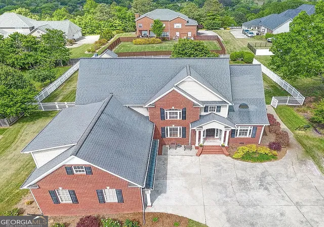 Photo 2 of Single family home for sale at 504 Ridge Pointe Ln, Cohutta, GA 30710 | MLS# 10819300 | Listing updated on 2026-08-19