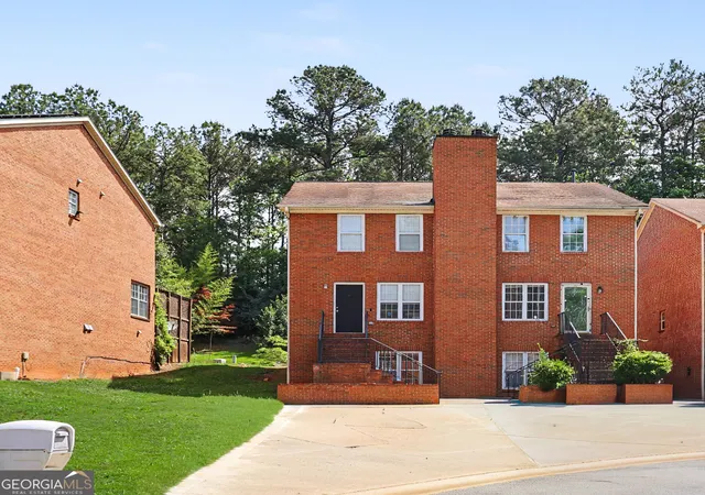 2nd image of 67 Davis Mill Ct, Lawrenceville, GA 30044 | MLS# 10826787