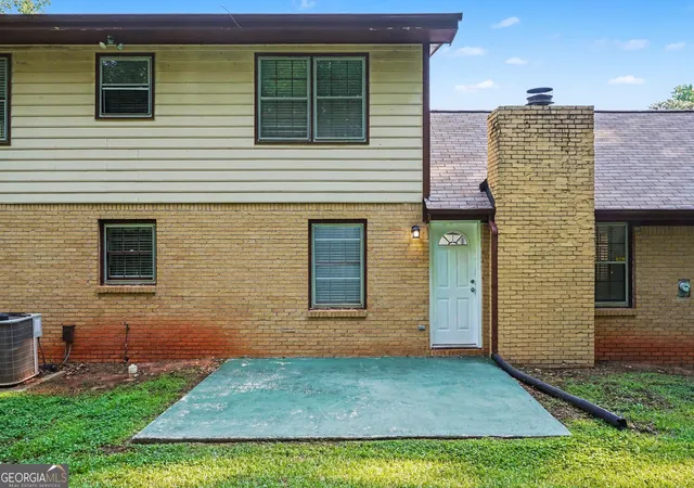 Homes for sale in Riverdale, GA | 7317 Deerwood Dr, Riverdale, GA 30296 | MLS# 10788008