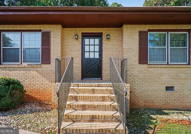Homes for sale in Riverdale, GA | 7317 Deerwood Dr, Riverdale, GA 30296 | MLS# 10788008