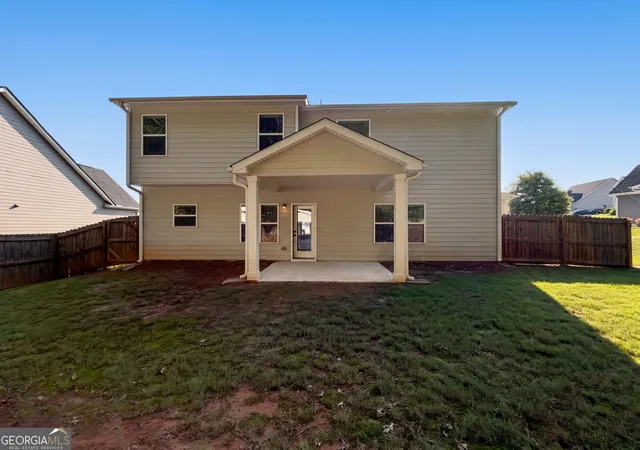 Photo 4 of Single family home for sale at 239 Stonecreek Bnd, Monroe, GA 30655 | MLS# 10784261 | Listing updated on 2026-10-03