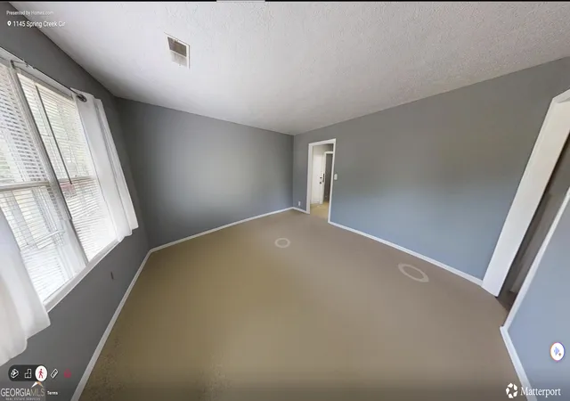 Listing Photo 2 - Condo for sale in building located at 1145 Spring Creek Cir, Griffin, GA 30223 - Unit #