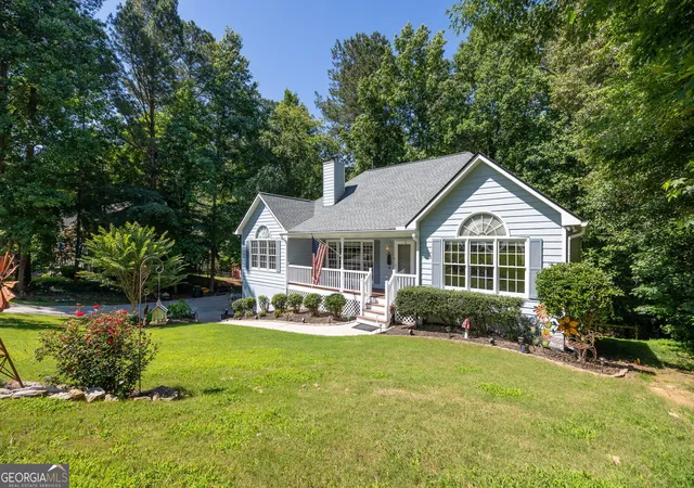 Photo 2 of Single family home for sale at 347 Viola Dr, Dallas, GA 30157 | MLS# 10782928 | Listing updated on 2026-09-11