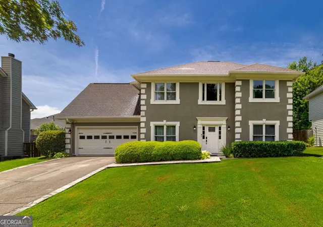 2nd image of 11840 Aspen Forest Dr, Johns Creek, GA 30005 | MLS# 10805091