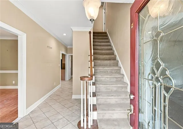 Photo 2 of Single family home for sale at 12110 Willow Run Rd, Roswell, GA 30075 | MLS# 10835999 | Listing updated on 2026-09-13