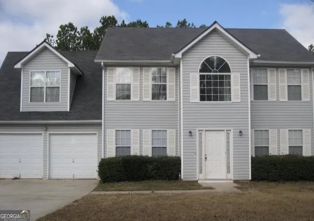 Photo 1 of Single family home for sale at 6780 Manor Crk Dr, Douglasville, GA 30135 | MLS# 10728716 | Listing updated on 2026-04-23
