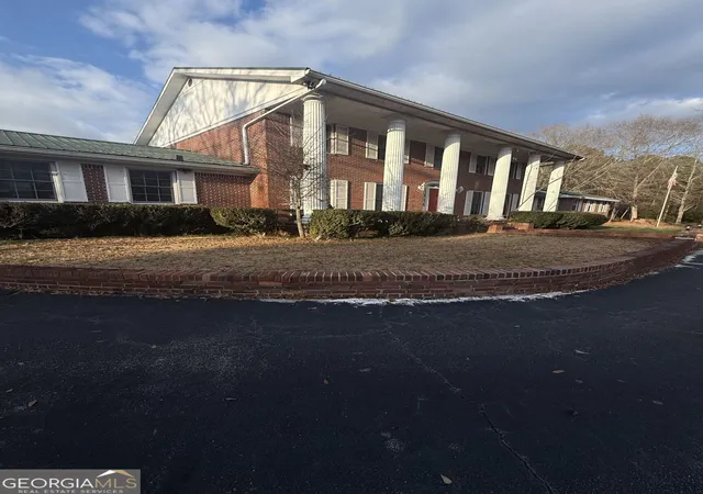 Photo 89 of Single family home for sale at 3861 Newnan Rd, Griffin, GA 30223 | MLS# 10615701 | Listing updated on 2026-09-04