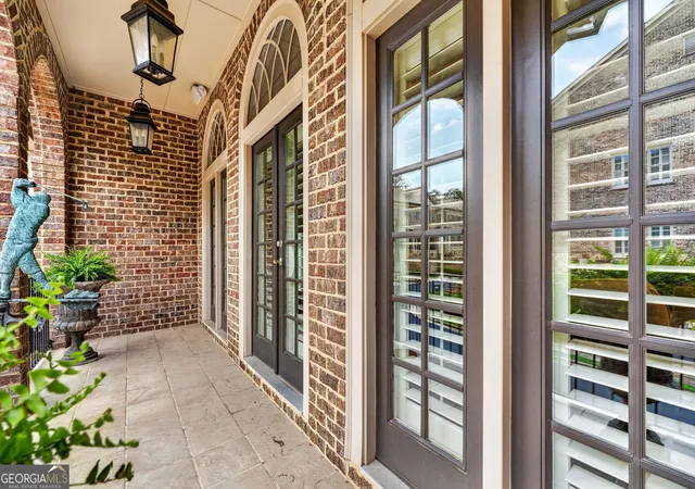 Photo 3 of Sale Pending at 5042 Merton Lane, Marietta, GA 30068 | MLS# 10790156 | Listing updated on 2026-09-19