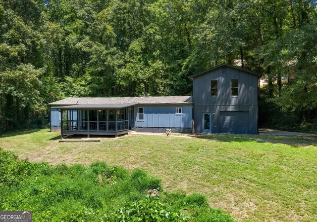 1st image of 5186 W Holiday Ct Se, Acworth, GA 30102 | MLS# 10829444