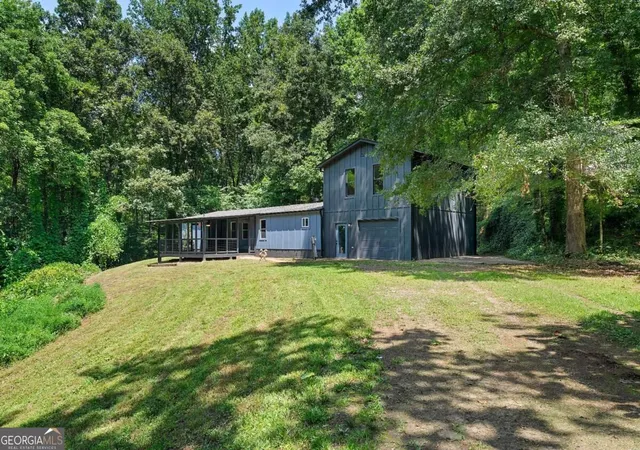 3rd image of 5186 W Holiday Ct Se, Acworth, GA 30102 | MLS# 10829444