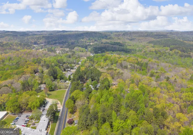 Listing Photo 2 - Condo for sale in building located at 42,44,54,56 Greenwood Cir, Toccoa, GA 30577 - Unit #