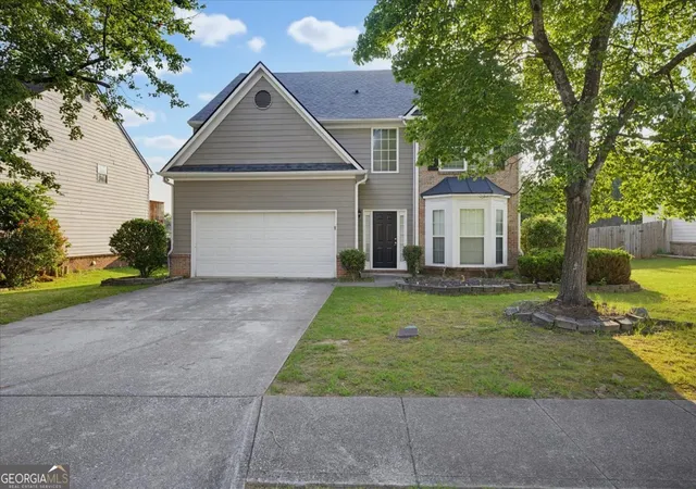 Photo 1 of Single family home for sale at 3246 Shady Valley Ln, Loganville, GA 30052 | MLS# 10803651 | Listing updated on 2026-10-05