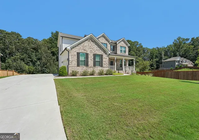 Photo 3 of Single family home for sale at 321 Bellinger Ln, Canton, GA 30115 | MLS# 10828095 | Listing updated on 2026-09-13