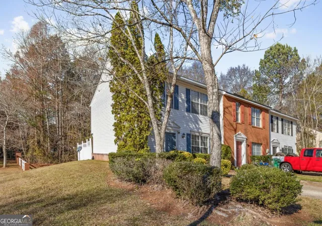 2nd image of 3027 Fair Creek Ct, Lithonia, GA 30038 | MLS# 10788413