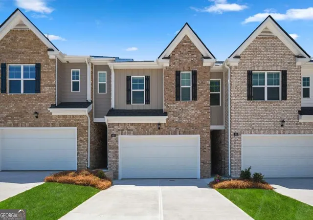 Photo 1 of Townhouse for sale at 500 Silver Moon Dr, Loganville, GA 30052 | MLS# 10756989 | Listing updated on 2026-09-09