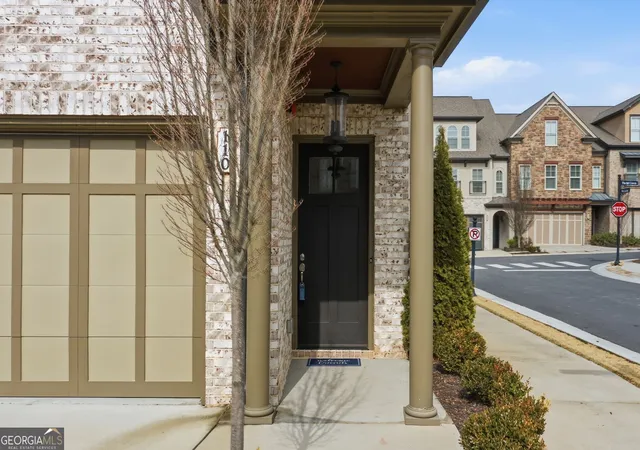 Photo 2 of Townhouse for sale at 110 Via Roma, Woodstock, GA 30188 | MLS# 10789477 | Listing updated on 2026-08-27