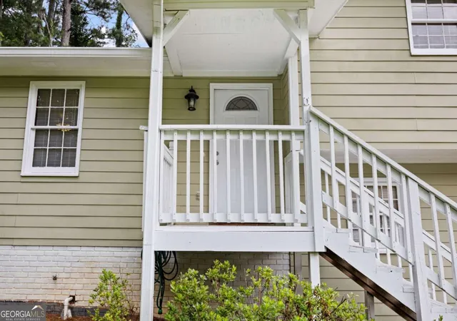 Photo 3 of Single family home for sale at 4220 Terrace Dr, Acworth, GA 30101 | MLS# 10792762 | Listing updated on 2026-09-25
