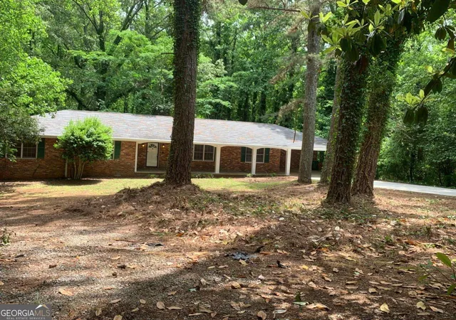 2nd image of 1354 Weston Dr, Decatur, GA 30032 | MLS# 10768505
