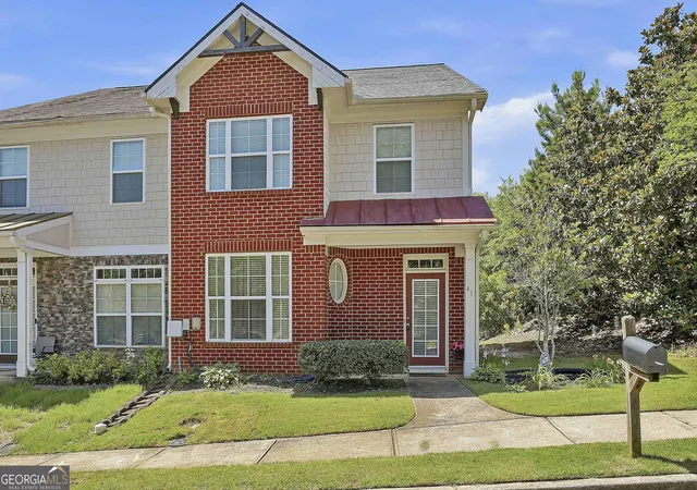 1st image of 41 Newnan Lakes Dr, Newnan, GA 30263 | MLS# 10780581
