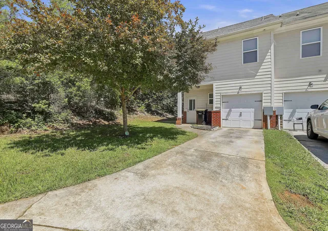 28th image of 41 Newnan Lakes Dr, Newnan, GA 30263 | MLS# 10780581