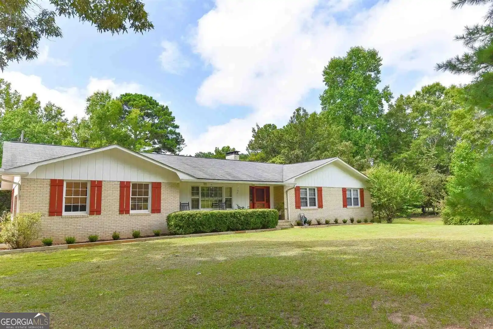 Photo 1 of Land for sale at 250 Hillview Rd, Hampton, GA 30228 | MLS# 10868239 | Listing updated on 2026-10-20