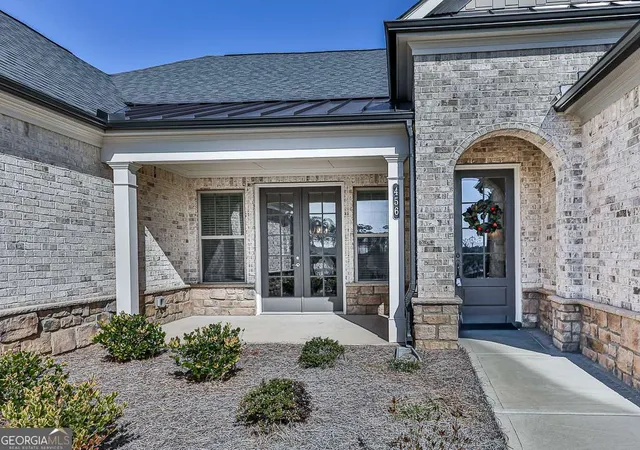 Photo 3 of Single family home for sale at 456 Northside Dr, Canton, GA 30115 | MLS# 10791719 | Listing updated on 2026-07-07