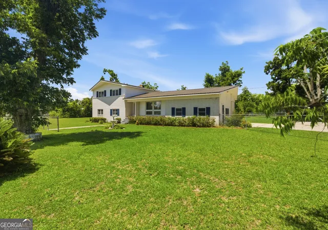 Photo 4 of Single family home for sale at 27 Park Ln, Hazlehurst, GA 31539 | MLS# 10637972 | Listing updated on 2026-09-30