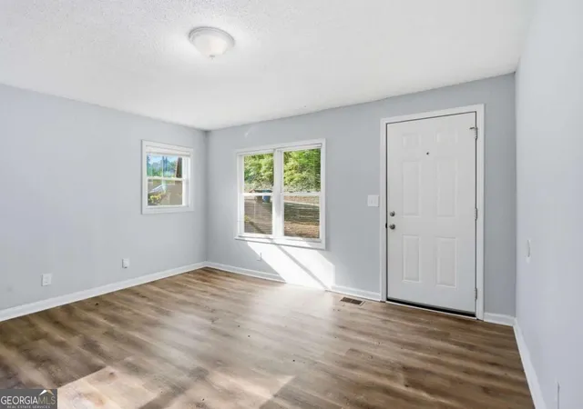 Photo 4 of Single family home for sale at 1393 Northwest Dr Nw, Atlanta, GA 30318 | MLS# 10820960 | Listing updated on 2026-09-27