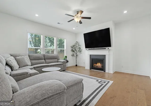 Photo 3 of Single family home for sale at 2812 Girard Ln, Duluth, GA 30097 | MLS# 10802787 | Listing updated on 2026-08-13