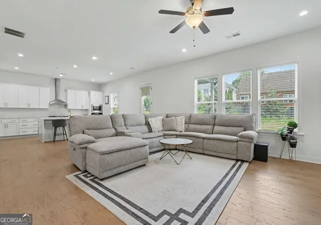 Photo 4 of Single family home for sale at 2812 Girard Ln, Duluth, GA 30097 | MLS# 10802787 | Listing updated on 2026-08-13