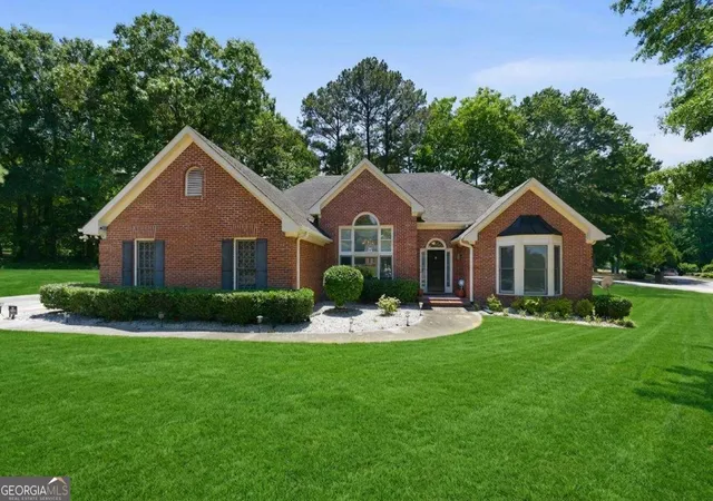 Photo 1 of Single family home for sale at 2617 Fireside Trl Sw, Conyers, GA 30094 | MLS# 10819915 | Listing updated on 2026-08-19