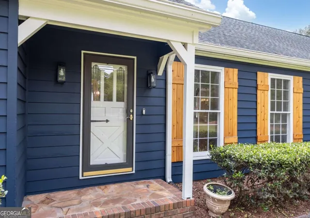 Photo 3 of Single family home for sale at 1563 Arden Dr, Marietta, GA 30008 | MLS# 10828963 | Listing updated on 2026-09-13