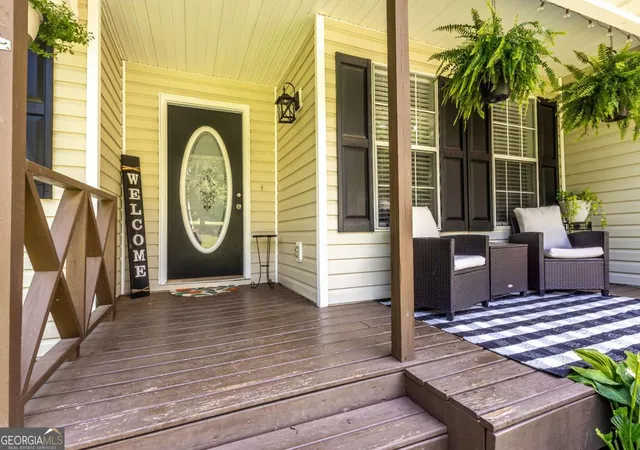Photo 3 of Single family home for sale at 116 Duncans Ml Dr, Locust Grove, GA 30248 | MLS# 10794888 | Listing updated on 2026-10-09