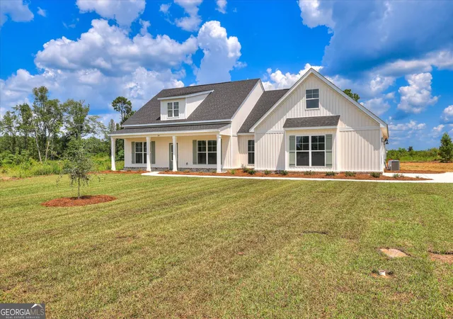 Photo 3 of Single family home for sale at 315 Livingston Bend, Statesboro, GA 30461 | MLS# 10770735 | Listing updated on 2026-09-20