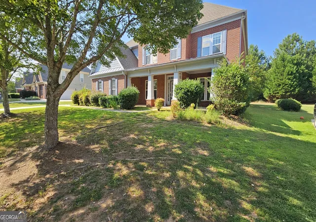 Photo 3 of Sale Pending at 7048 Blue Sky Dr, Locust Grove, GA 30248 | MLS# 10815238 | Listing updated on 2026-09-17