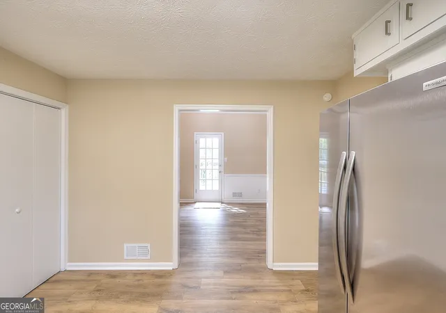 4th image of 1124 Ironwood Dr, Grayson, GA 30017 | MLS# 10732344